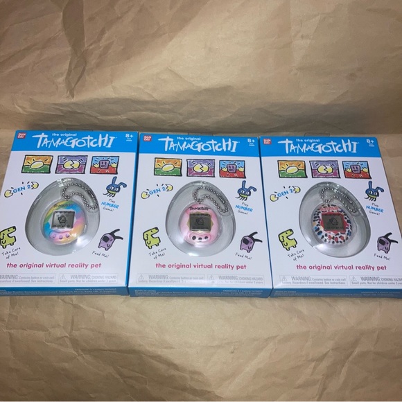 3 x tamagotchi gen2 - Picture 1 of 2